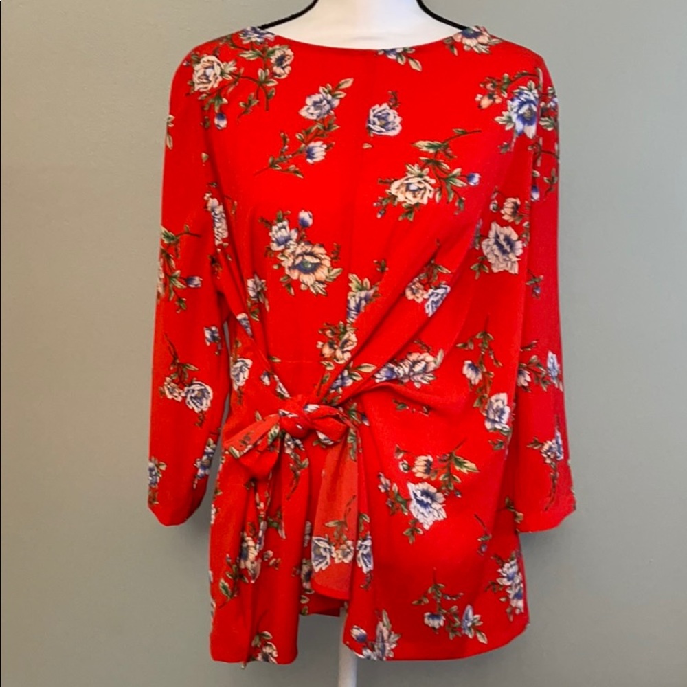 Gibson red floral tie front top